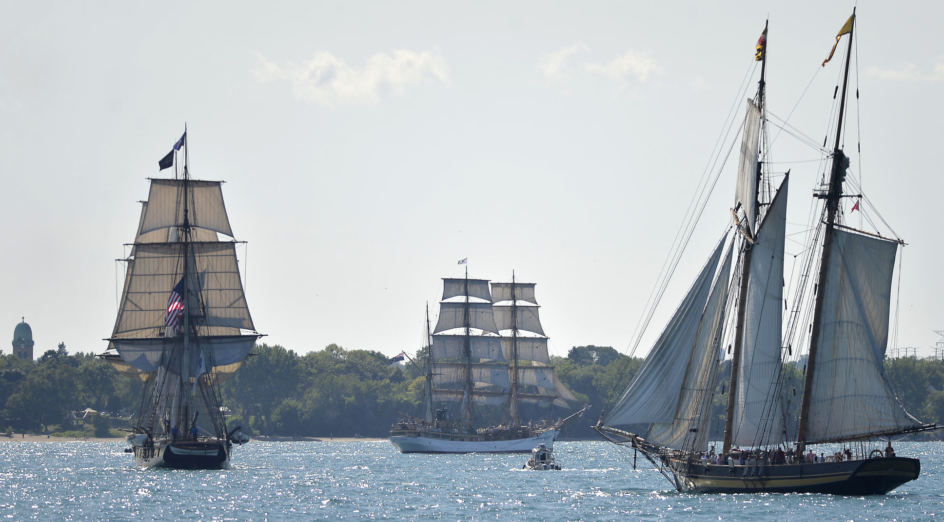 TALL SHIPS PARADE OF SAIL